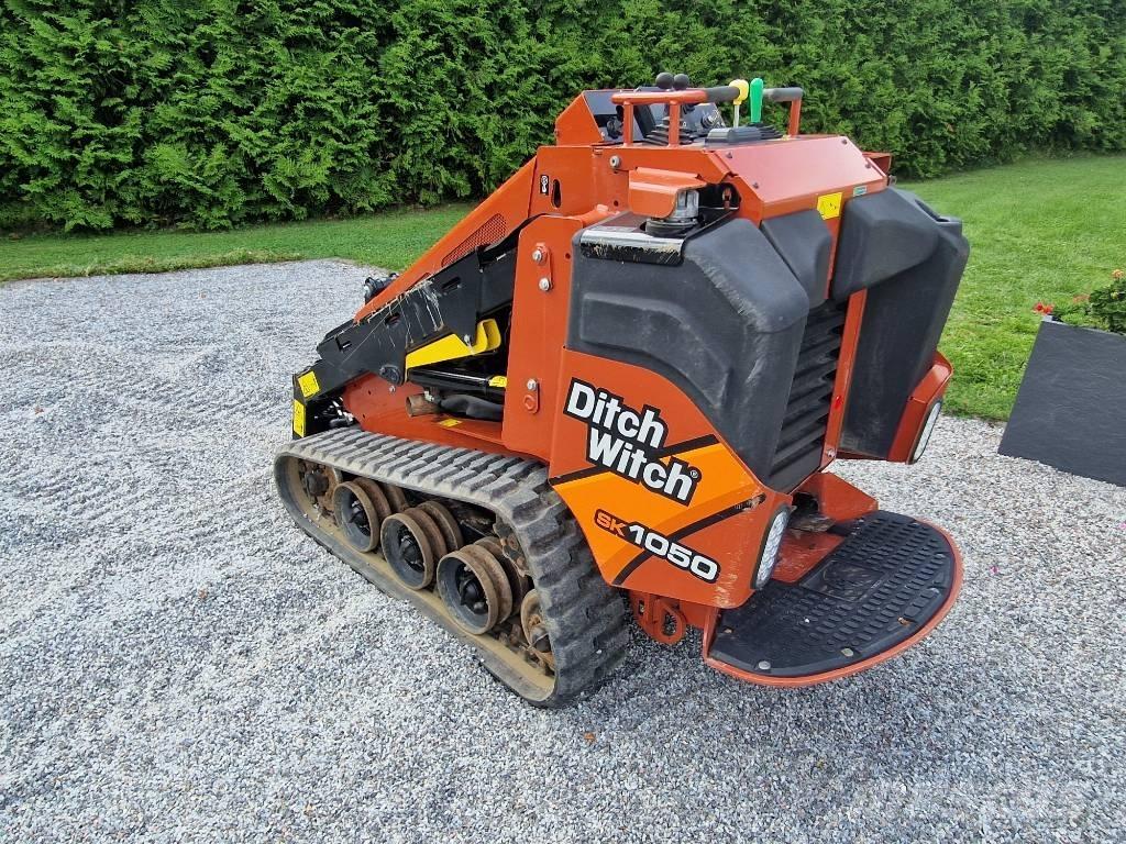 Ditch Witch SK 1050 Poljoprivredni teleskopski utovarivači