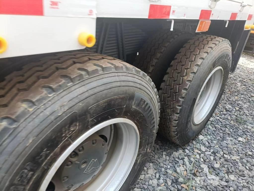 Howo 371 Utovorne dizalice, vitla i dizala za materijal