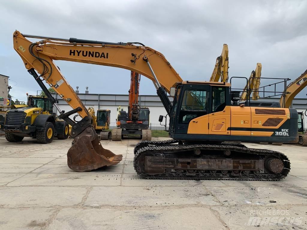 Hyundai HX 300 L Bageri gusjeničari