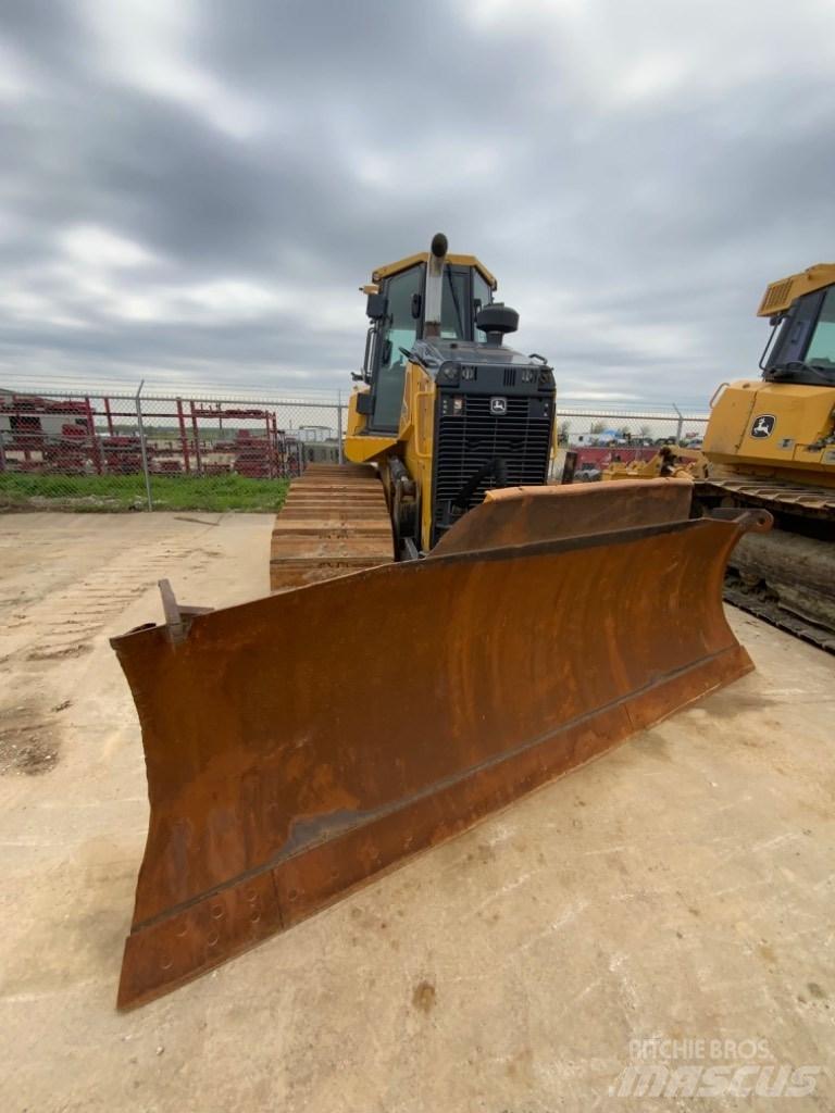 DEERE 750K Buldožeri gusjeničari