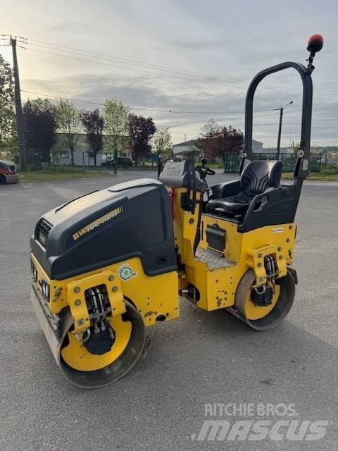 Bomag BW 100 AD M-5 Valjci sa dvojnim bubnjem