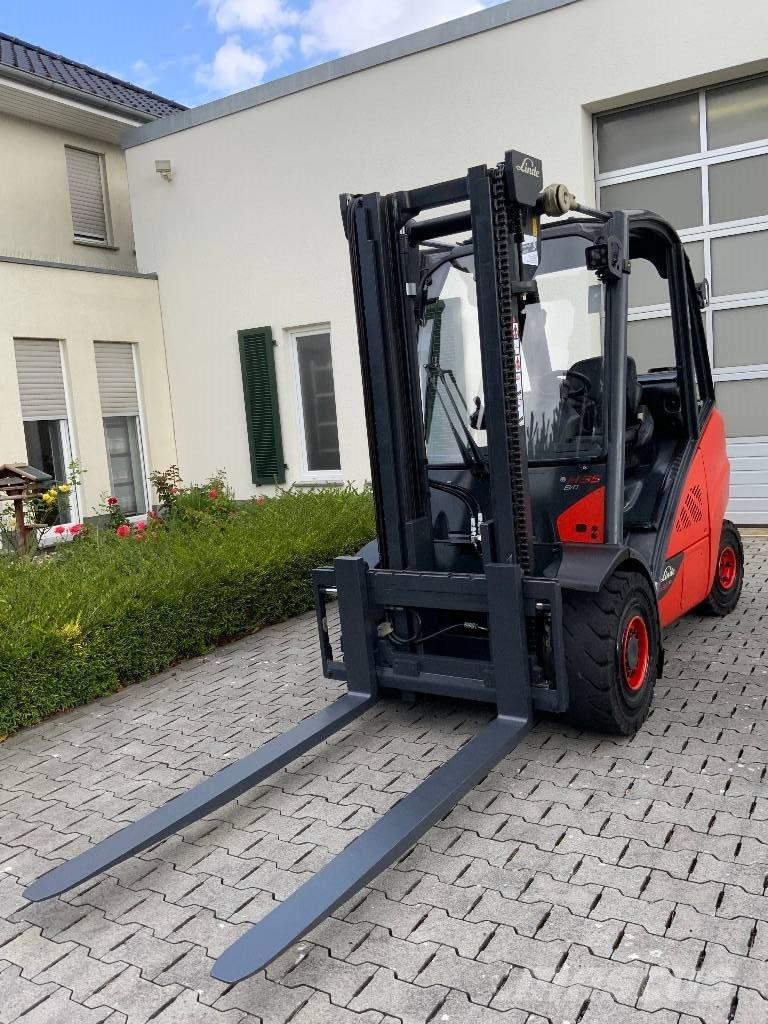 Linde H35T-02 Plinski viličari