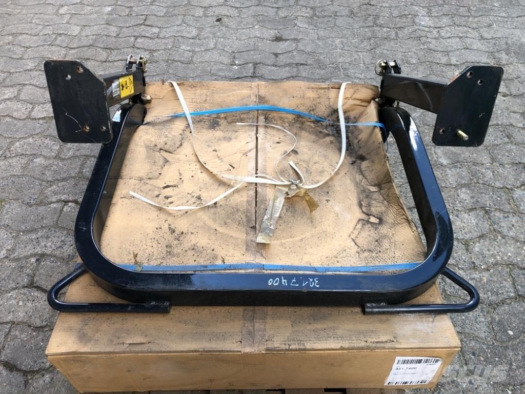 Iseki TH4 Priključci kompaktnog traktora