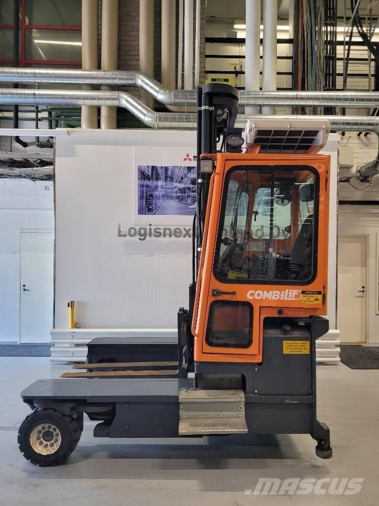 Combilift C 4000 Viličari sa 4-stranskim dohvatom