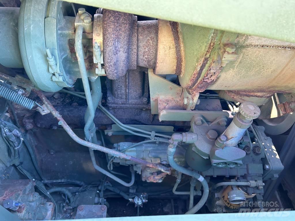 CAT D 7 F Buldožeri gusjeničari