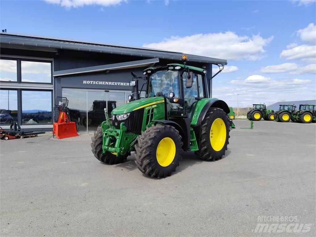 John Deere 6100M Traktori