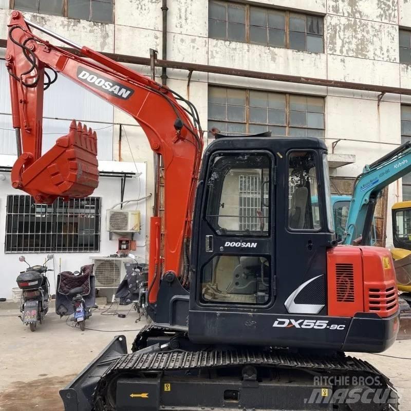 Doosan DX55-9C Bageri gusjeničari