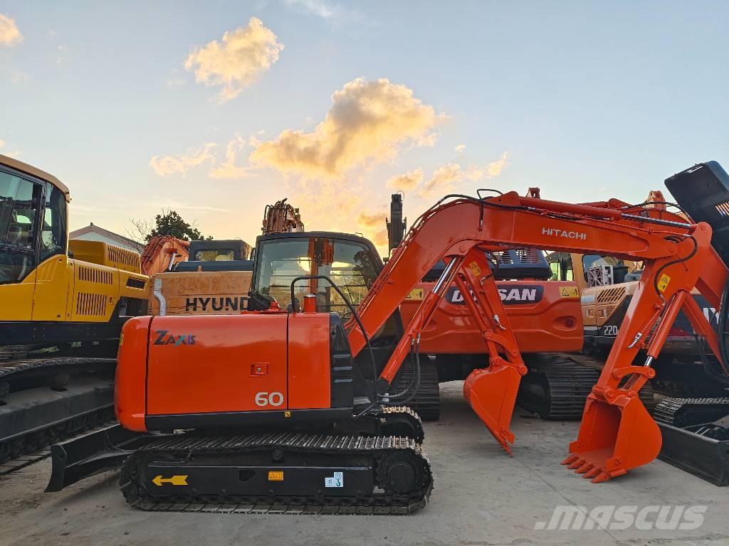 Hitachi ZX 60 Mini bageri <7t