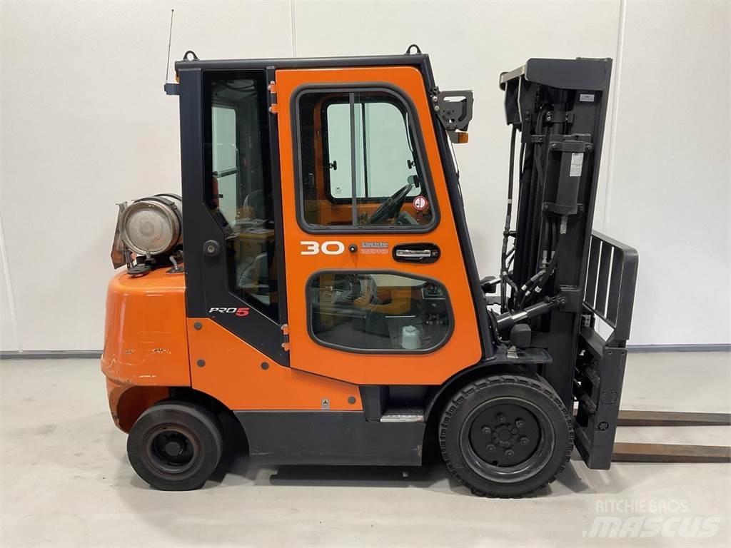 Doosan G30E-5 Plinski viličari