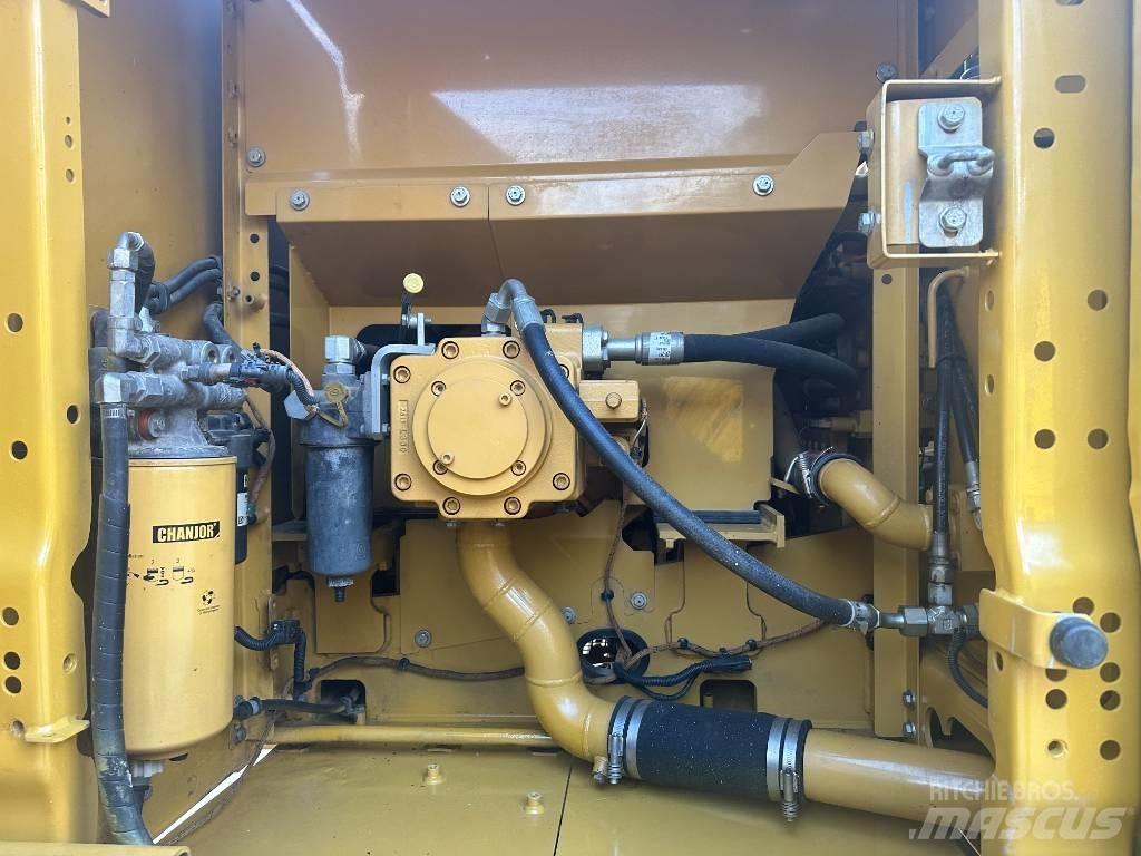 CAT 320 GC Bageri gusjeničari