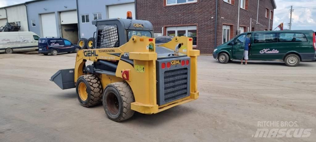 Gehl R 260 Skid steer mini utovarivači