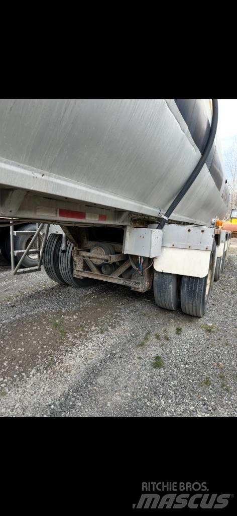 Remtec 4 AXLES Tank prikolice