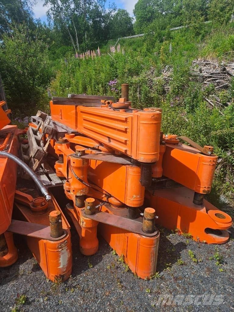 Hitachi ZX 350 LC-7 Boom I dipper ruke