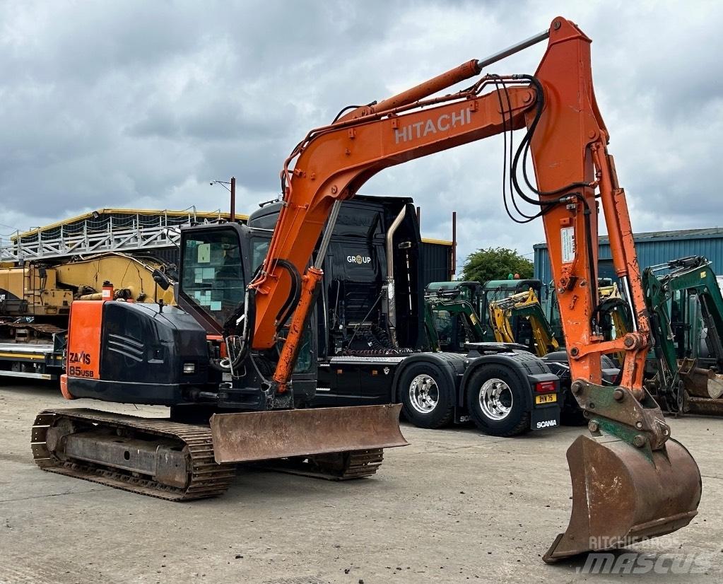 Hitachi Zaxis 85 USB Midi bageri 7t – 12t