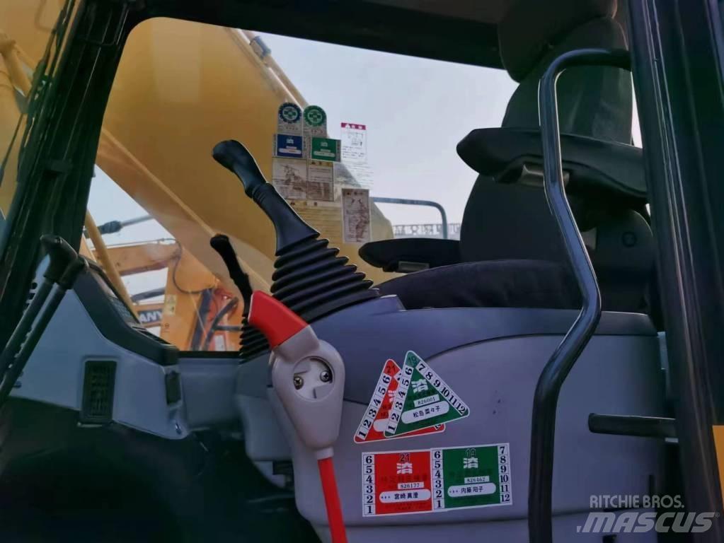 Komatsu PC 220-7 Bageri gusjeničari