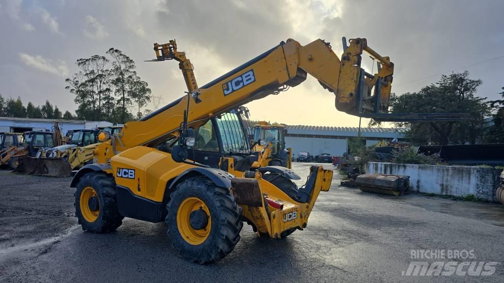 JCB 540-140 Teleskopski viličari