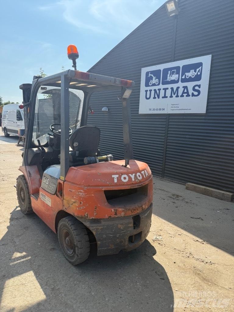 Toyota FD 25 Dizelski viličari