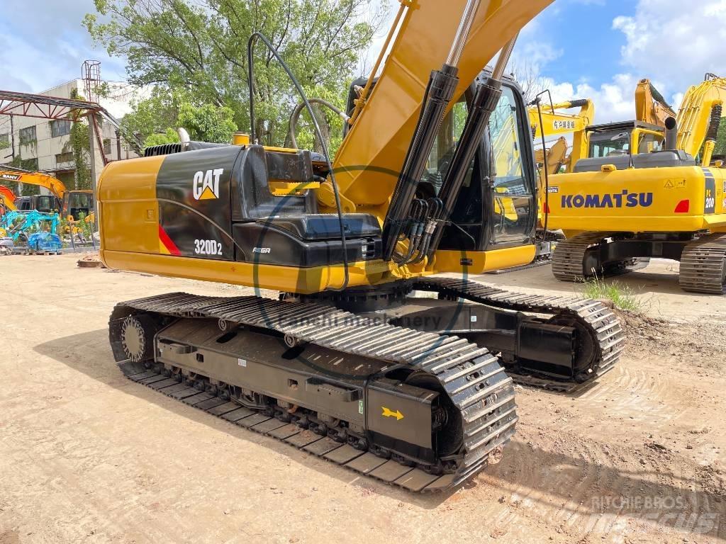 CAT 320 D 2 Midi bageri 7t – 12t