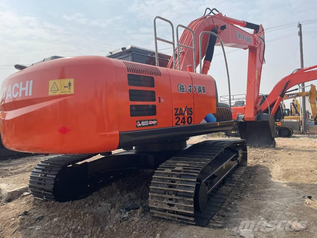 Hitachi ZX 240 Bageri gusjeničari