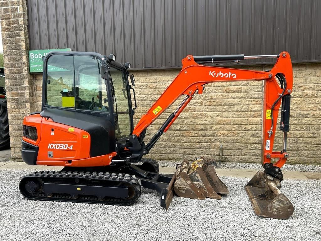 Kubota KX030-4 Mini bageri <7t