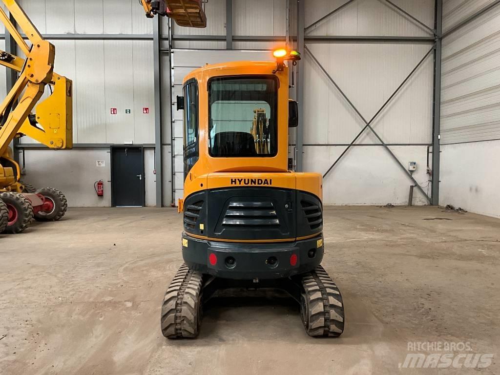 Hyundai R30 Z-9AK Mini bageri <7t