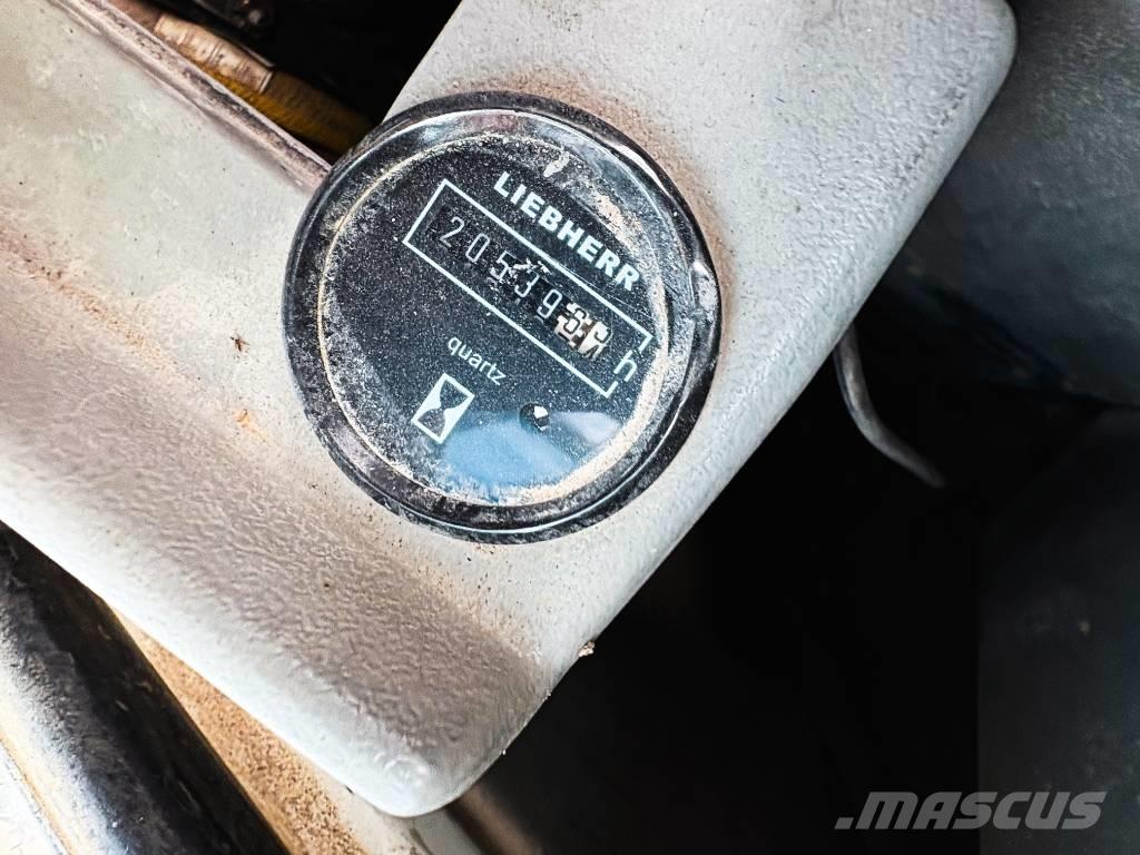 Liebherr R934BHD Bageri gusjeničari