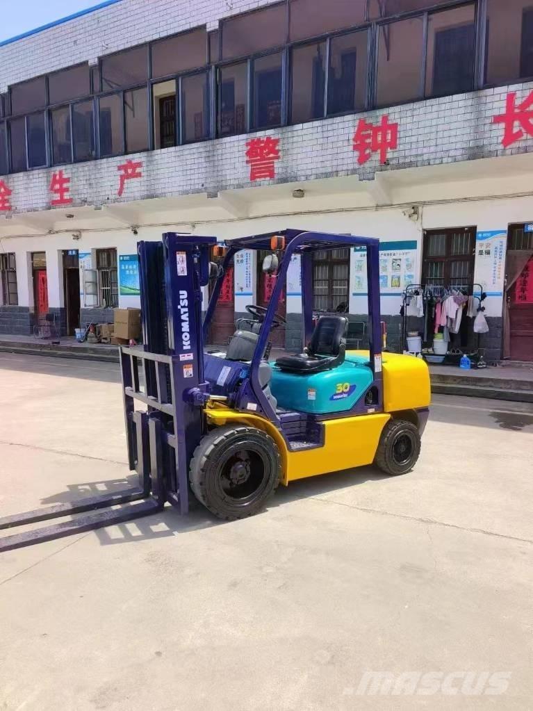 Komatsu FD 30 Dizelski viličari