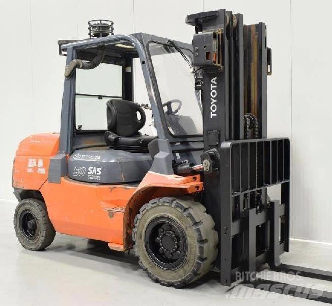 Toyota 7 FD 45 Dizelski viličari