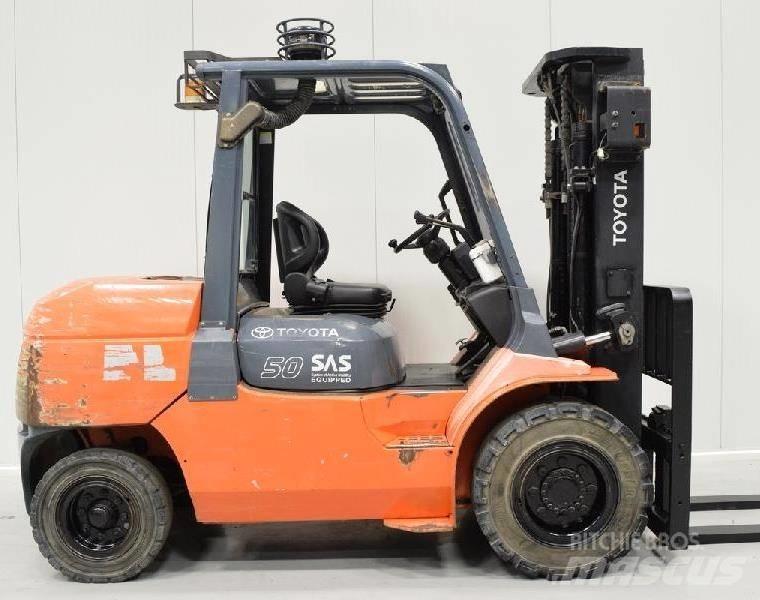 Toyota 7 FD 45 Dizelski viličari