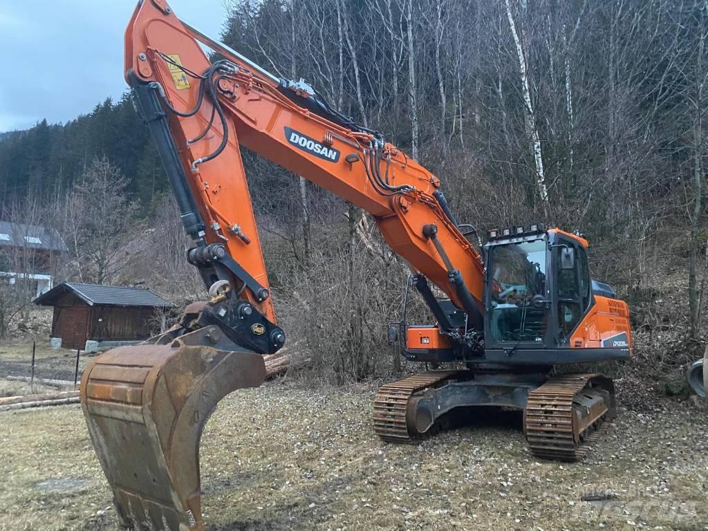 Doosan DX 235 NLC-5 Bageri gusjeničari