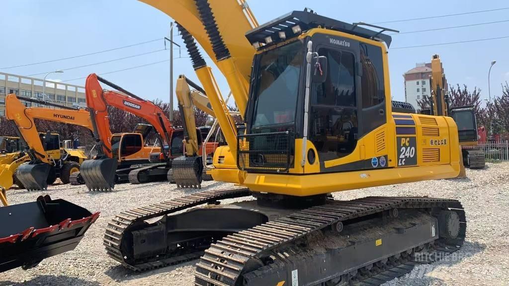 Komatsu PC 240 Bageri gusjeničari