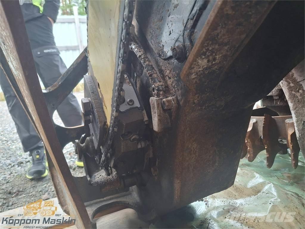 Komatsu C124 Glave za kombajne