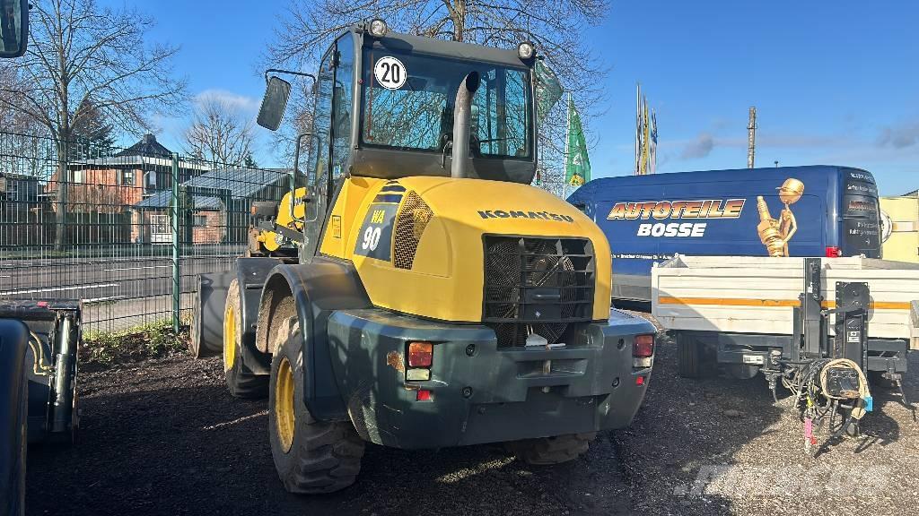 Komatsu WA 90 Utovarivači na kotačima