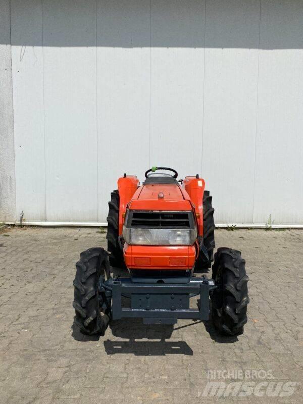 Kubota GL29 Kompaktni (mali) traktori