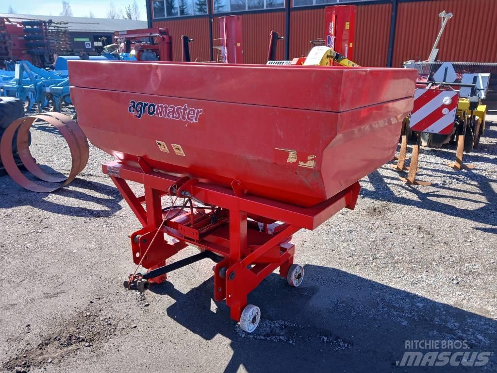 Agromaster 15m Rasipači mineralnog  gnojiva