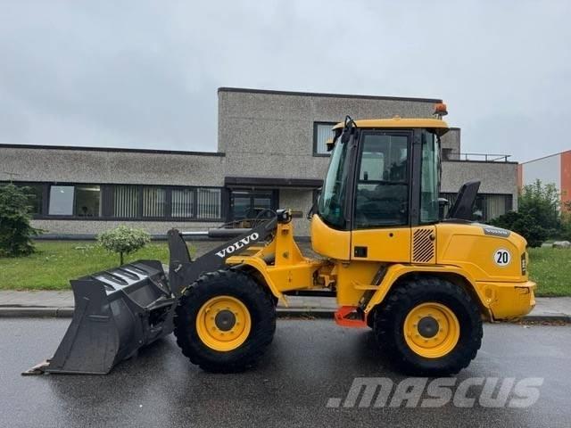 Volvo L 30 G Utovarivači na kotačima