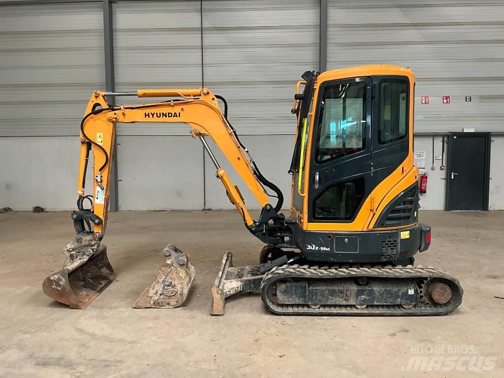 Hyundai 30 Z-9 AK Mini bageri <7t