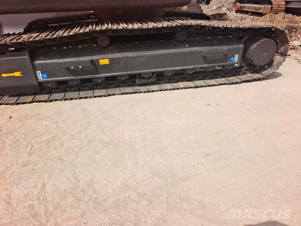 Hyundai HX220 HD Bageri gusjeničari