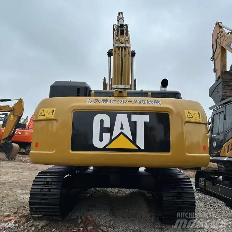 CAT 330 Bageri gusjeničari