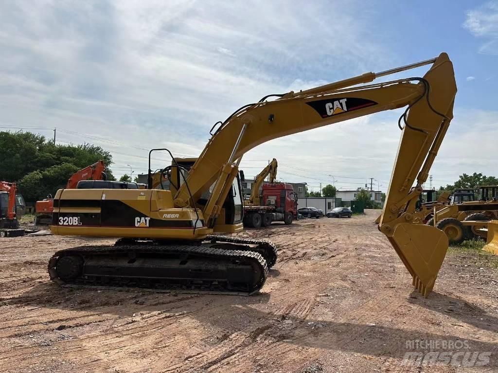 CAT 320 B L Bageri gusjeničari