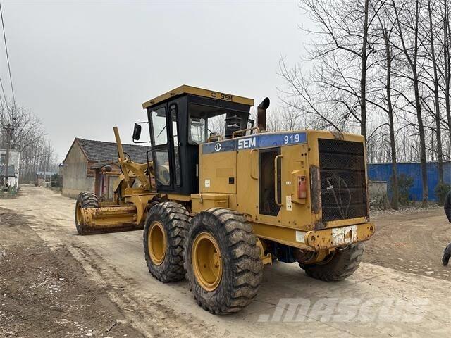 SEM 919 Buldožeri na kotačima