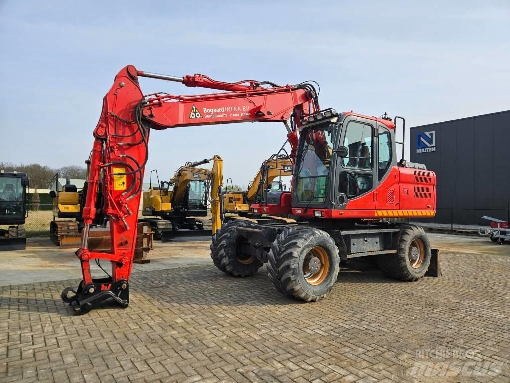 Doosan DX 140 W-3 Bageri na kotačima