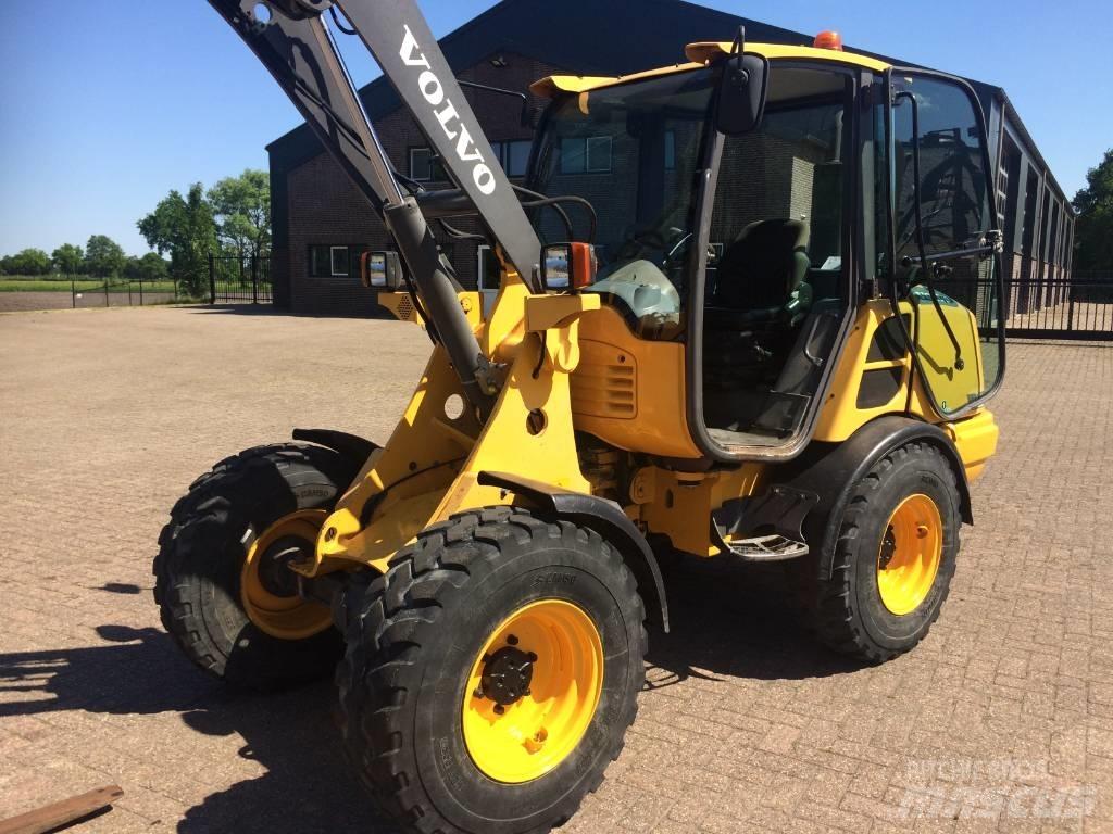 Volvo L 25 F Utovarivači na kotačima