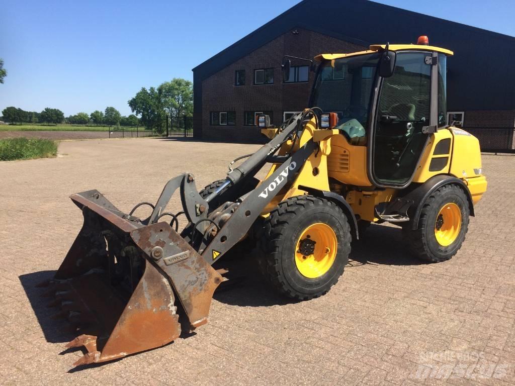 Volvo L 25 F Utovarivači na kotačima