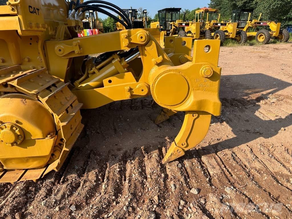 CAT D7G Buldožeri gusjeničari