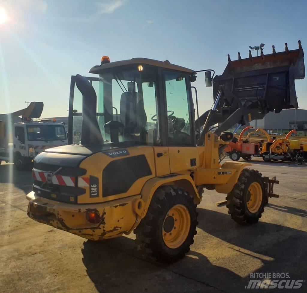 Volvo L30G Utovarivači na kotačima