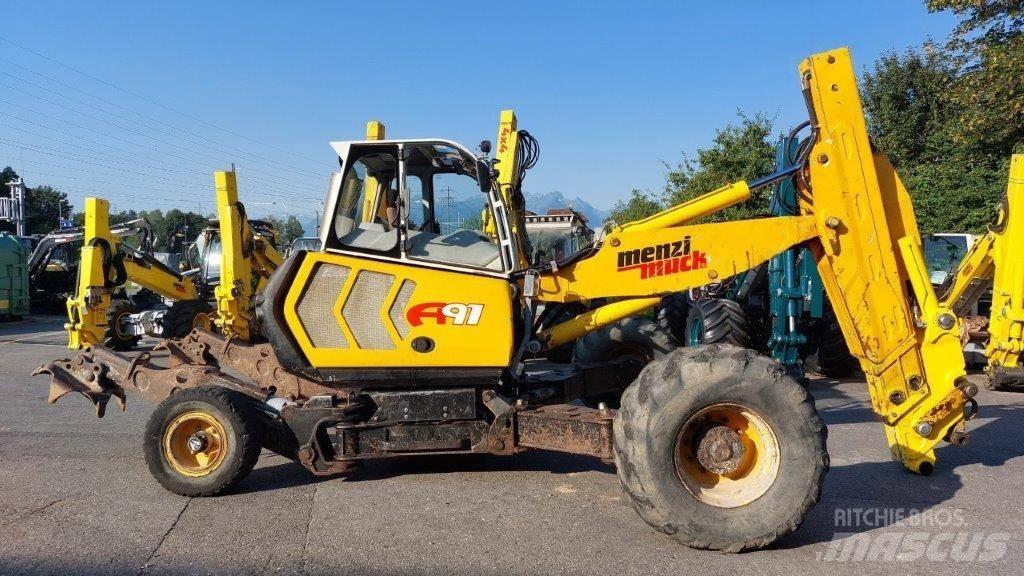 Menzi Muck A91 Mobil Bageri na kotačima