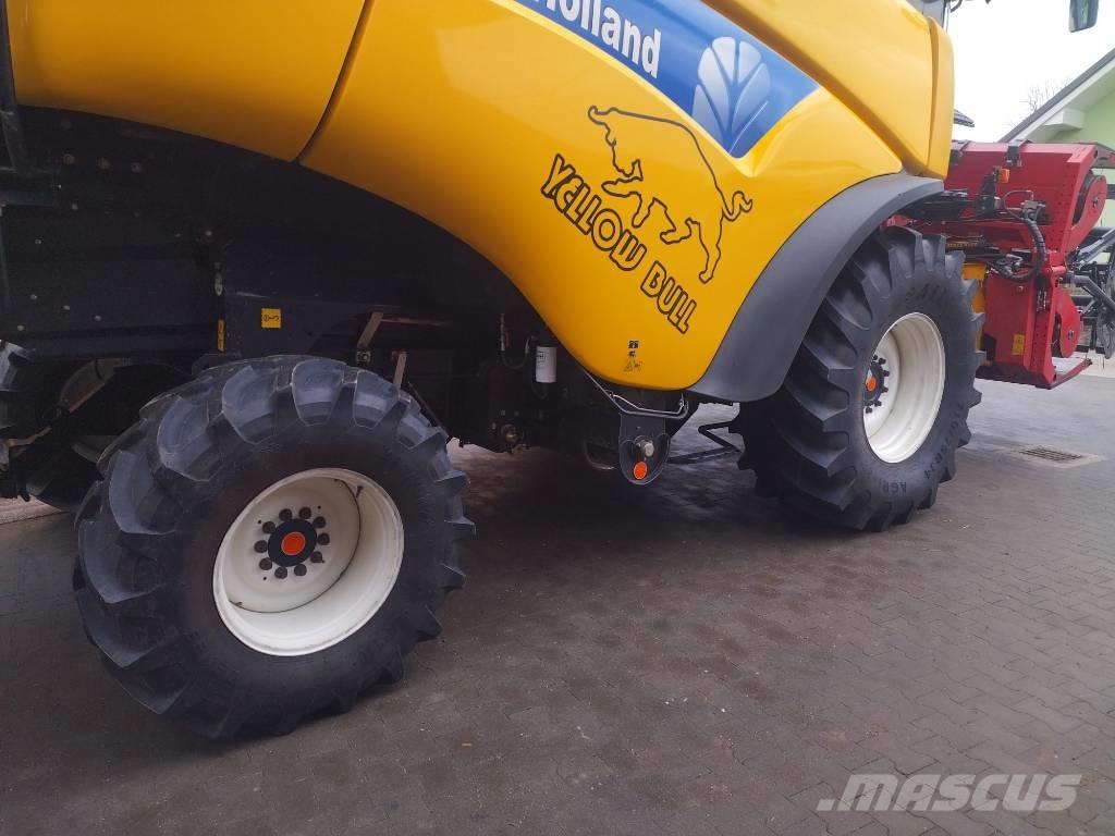 New Holland CX 8040 Kombajni