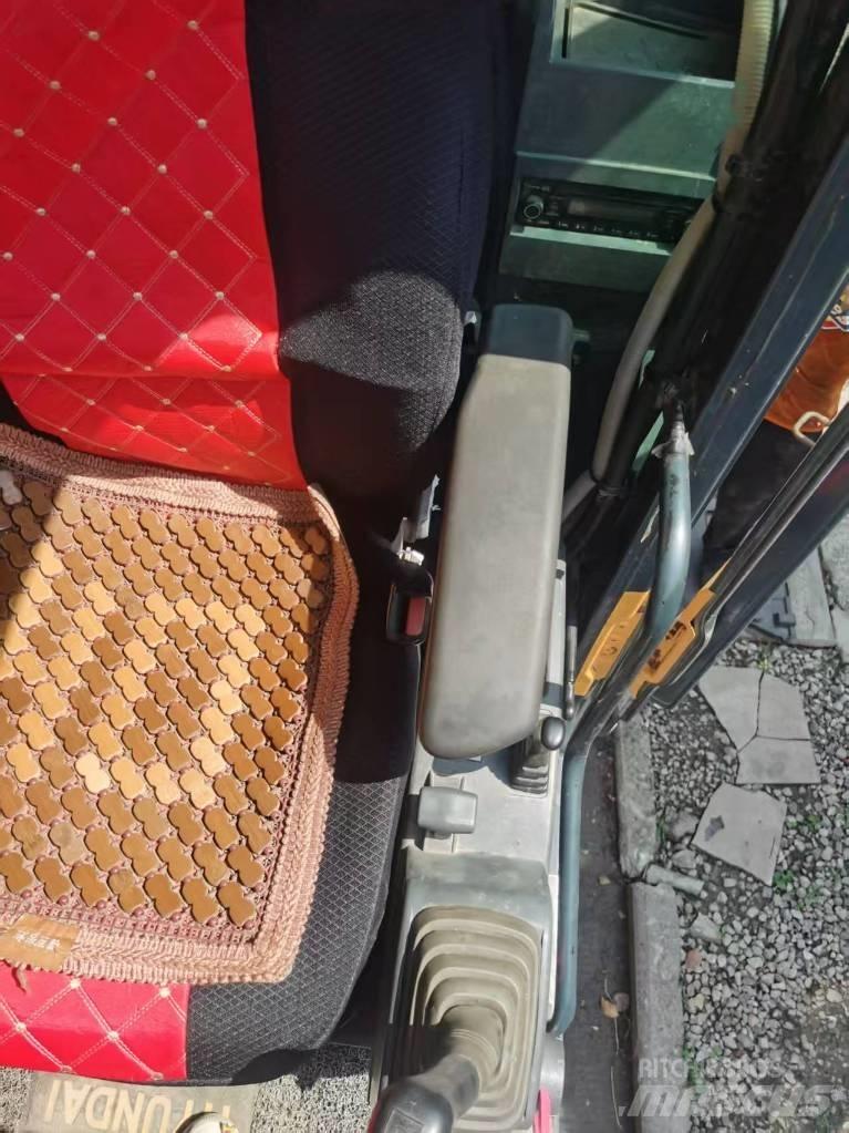 Hyundai 210w-9 Bageri na kotačima