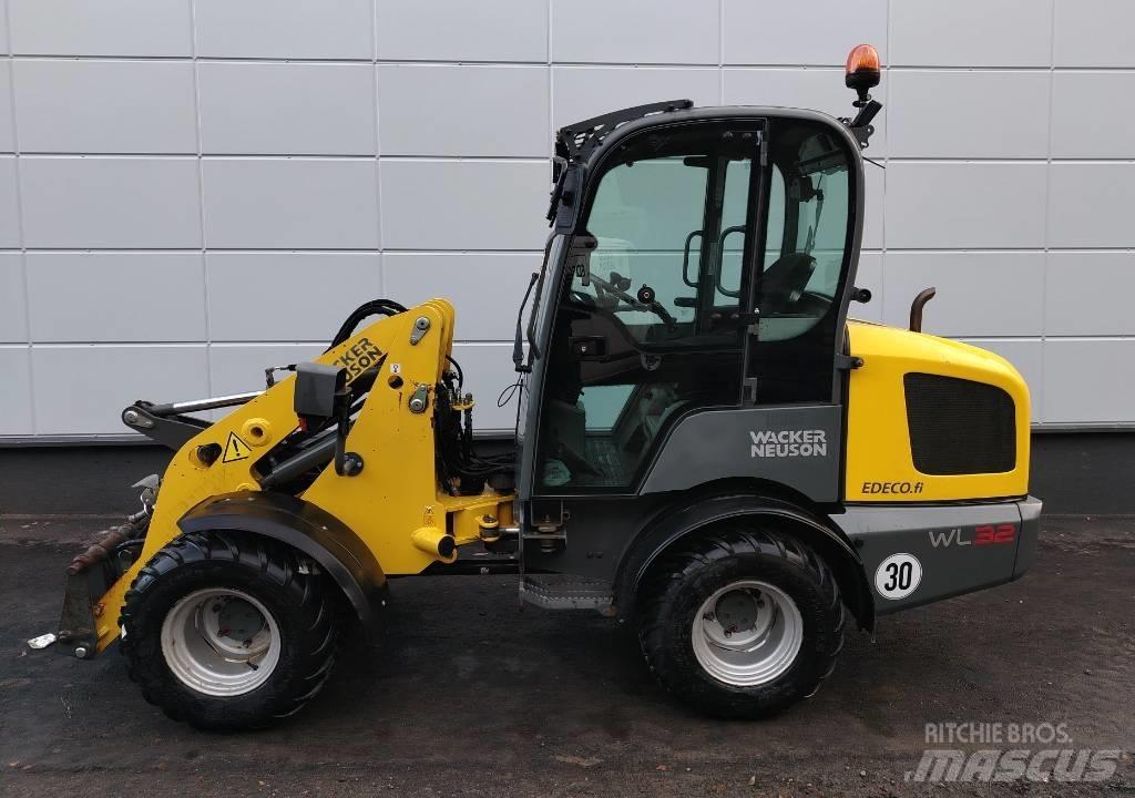 Wacker Neuson WL 32 Utovarivači na kotačima